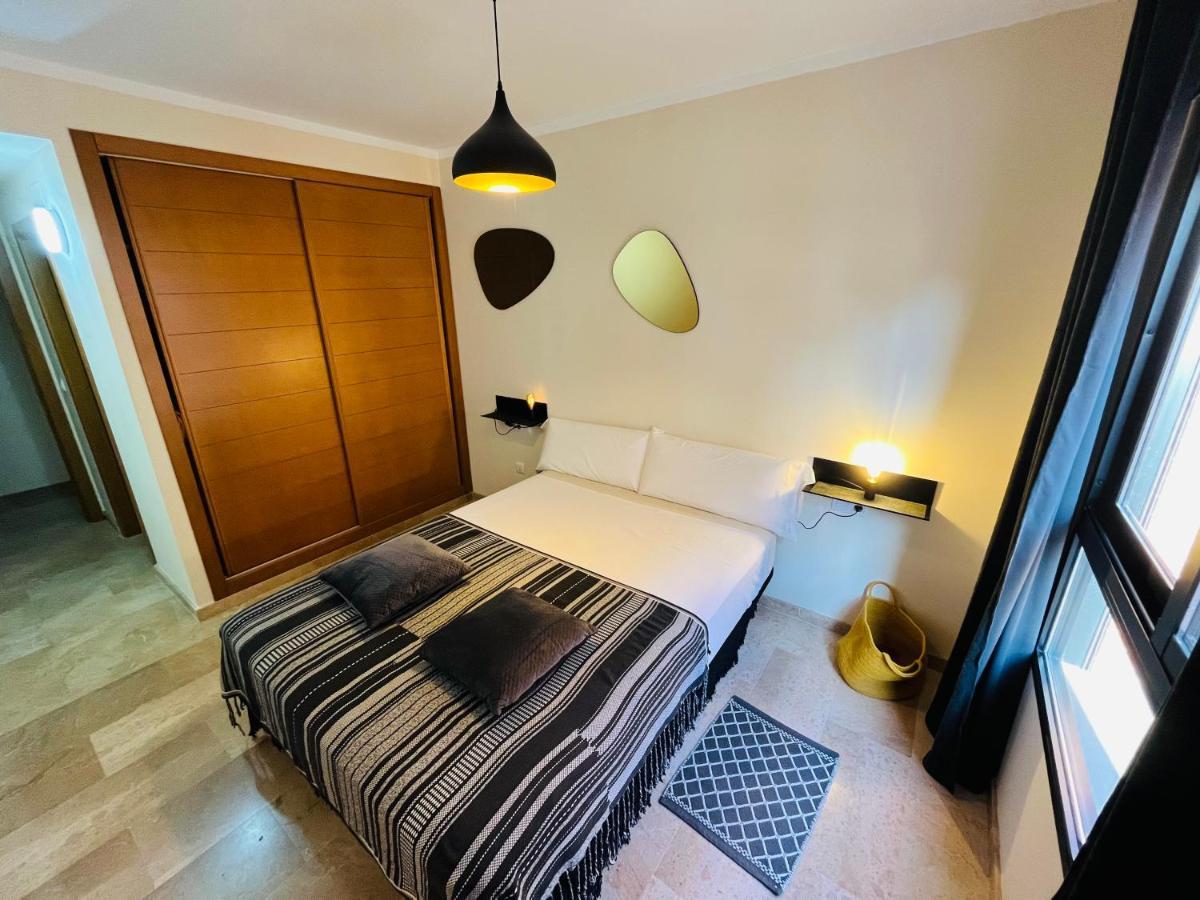 La Faroleta Puerto Apartment Дения Екстериор снимка